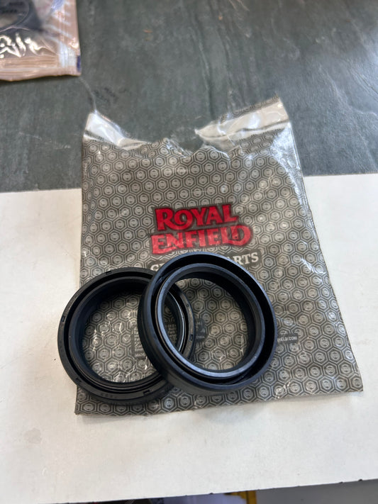 Royal Enfield 147632/A – Oil Seal Fork Assembly | Genuine Spare for Classic 350, Classic 500, Standard 350 (UCE)