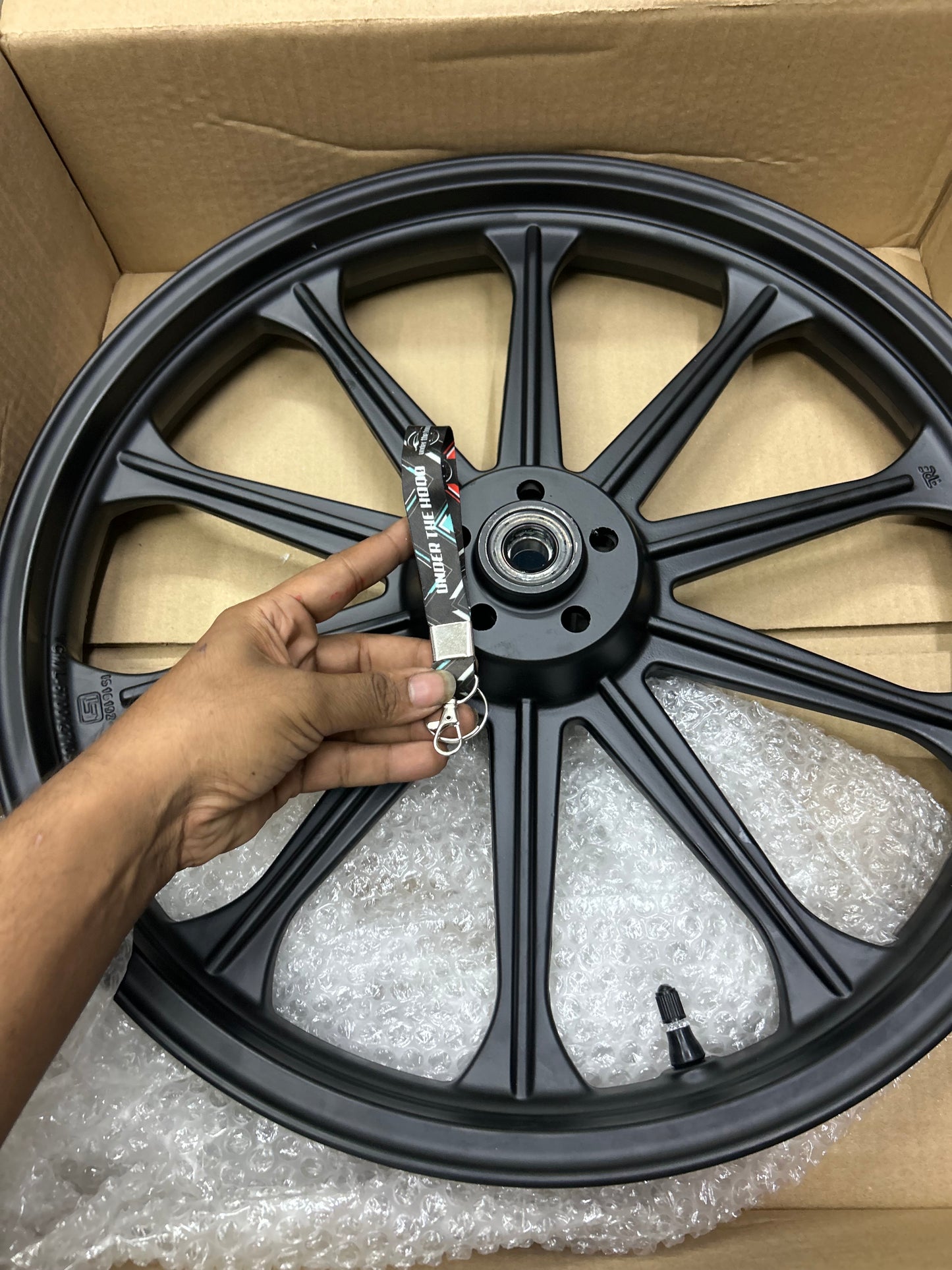 Royal Enfield Alloy Wheel Set (Front RAJ00447/A + Rear RAT00463/A) – OEM Black Alloy Wheels with Bearings & Valve for Classic 350 Reborn & New Bullet 350 (Spoke to Alloy Upgrade)