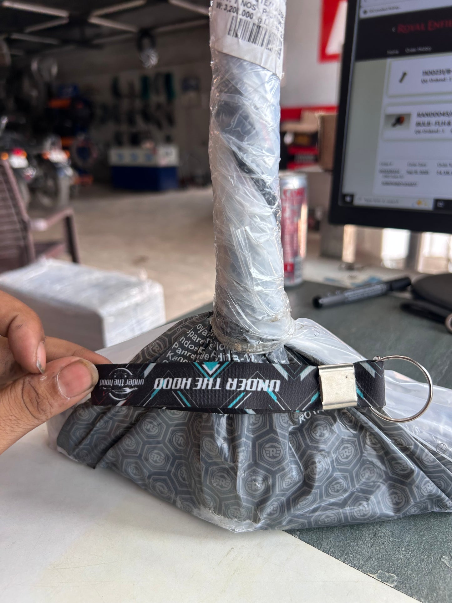 Royal Enfield Steering Stem Assembly – Continental GT 650 (RAH00798/A) | OEM OEM Lower Yoke + Stem