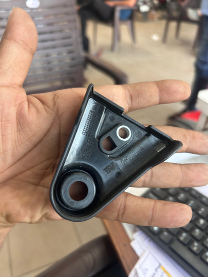 Royal Enfield RAN00134/B – Left Trafficator (Turn Signal) Holder Bracket OEM for Meteor 350