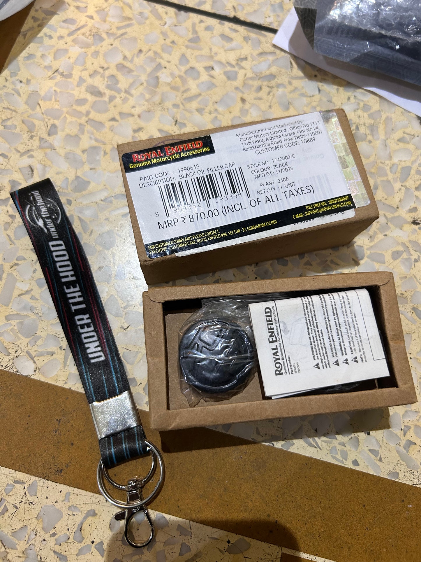 Royal Enfield 1990645 Black Oil Filler Cap — OEM Machined Aluminium Cap for Classic / Bullet / Electra UCE