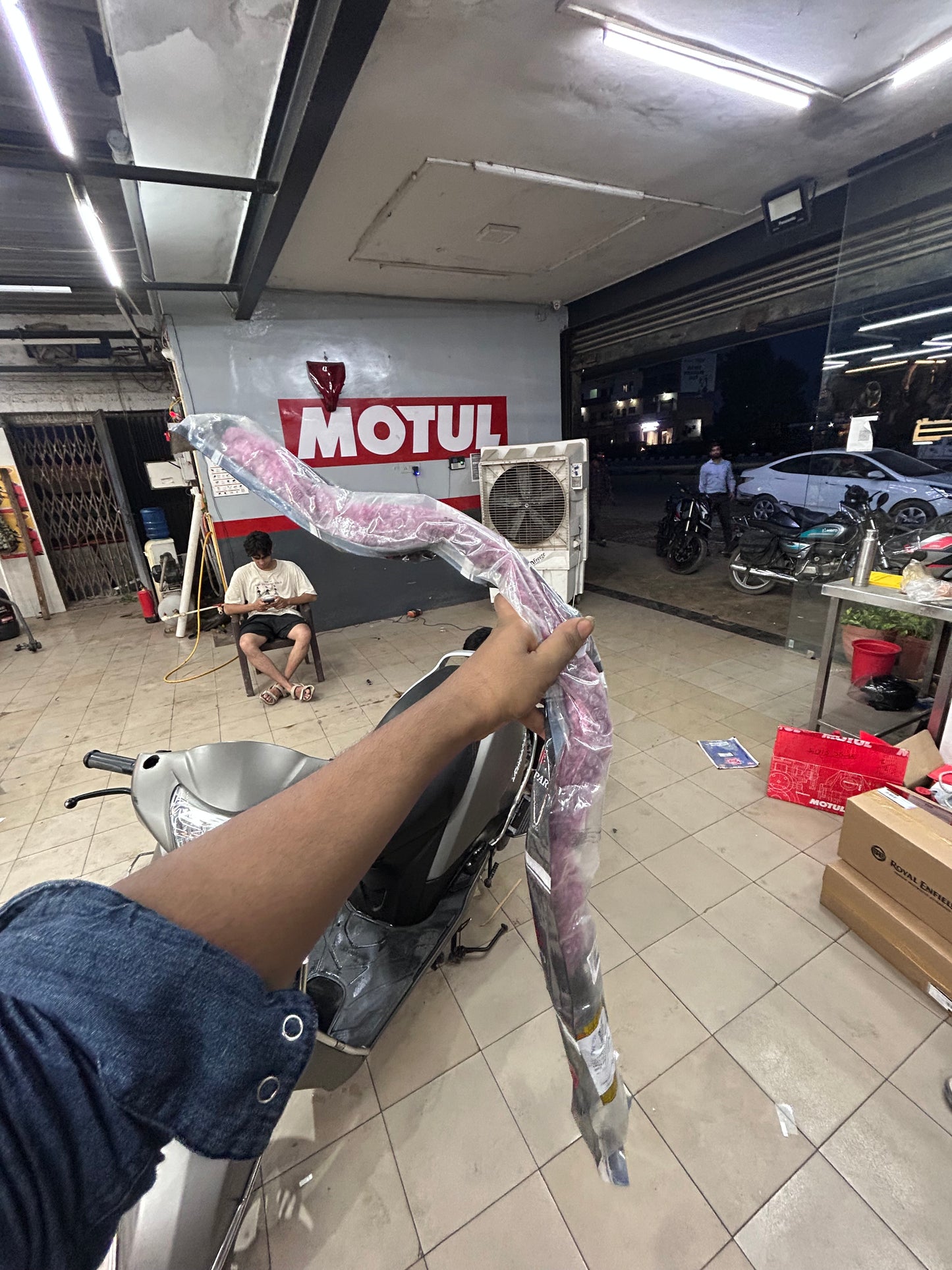 Royal Enfield RAL00200/B & RAL00200/C – Handlebar Complete (Satin Black) – Meteor 350 OEM Fit, Classic Reborn & Hunter 350 Retrofit