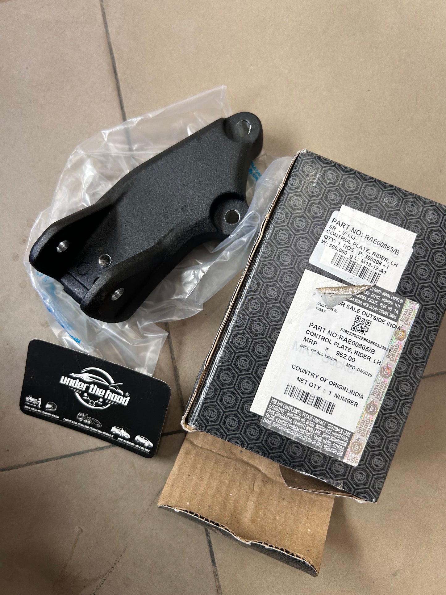 Royal Enfield Rider Control Plate LH for Bear 650 – Genuine OEM RAE00865/B
