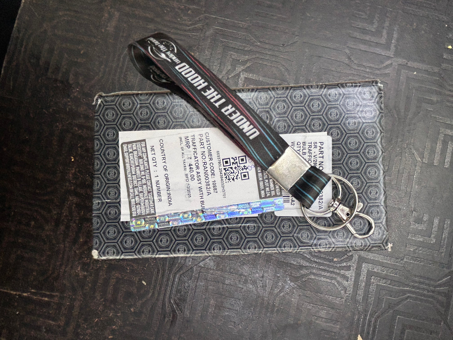 Royal Enfield RAN00382/A – Chrome Trafficator Assembly with Bulb (FRH & RLH) | OEM for Meteor 350 (Supernova Beige) & Classic Reborn