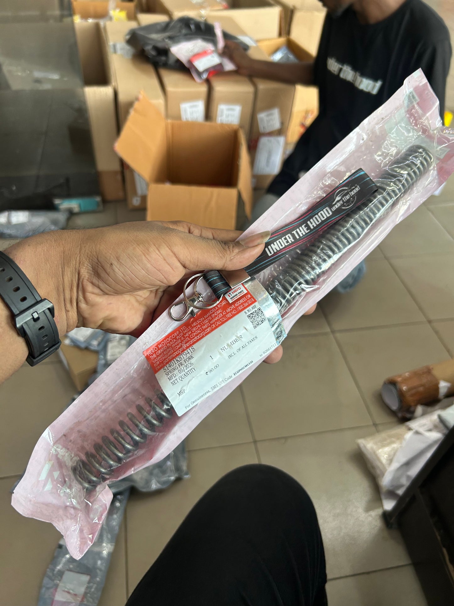 Hero Genuine Front Cushion Spring for Splendor Plus & Passion Plus | Spring Fr. Cushion / Front Fork Spring / Front Suspension Spring | 51401KCC900S(51401KST941S)