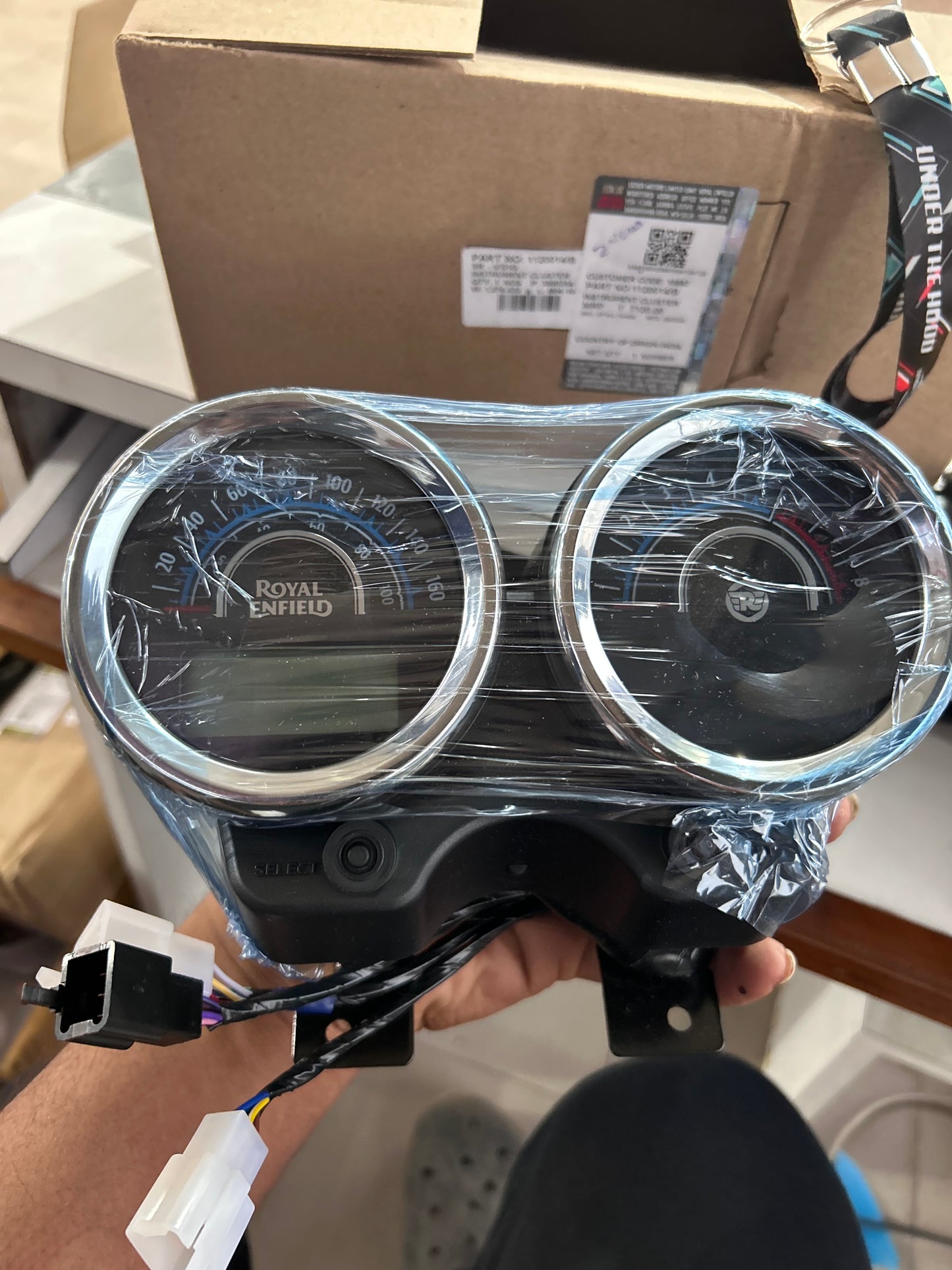 Royal Enfield Instrument Cluster – 1120014/B | OEM Cluster for Thunderbird X 350