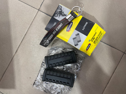 MeBesto 121010208 Front Footrest Rubber Set for Bajaj Pulsar 125 BS6