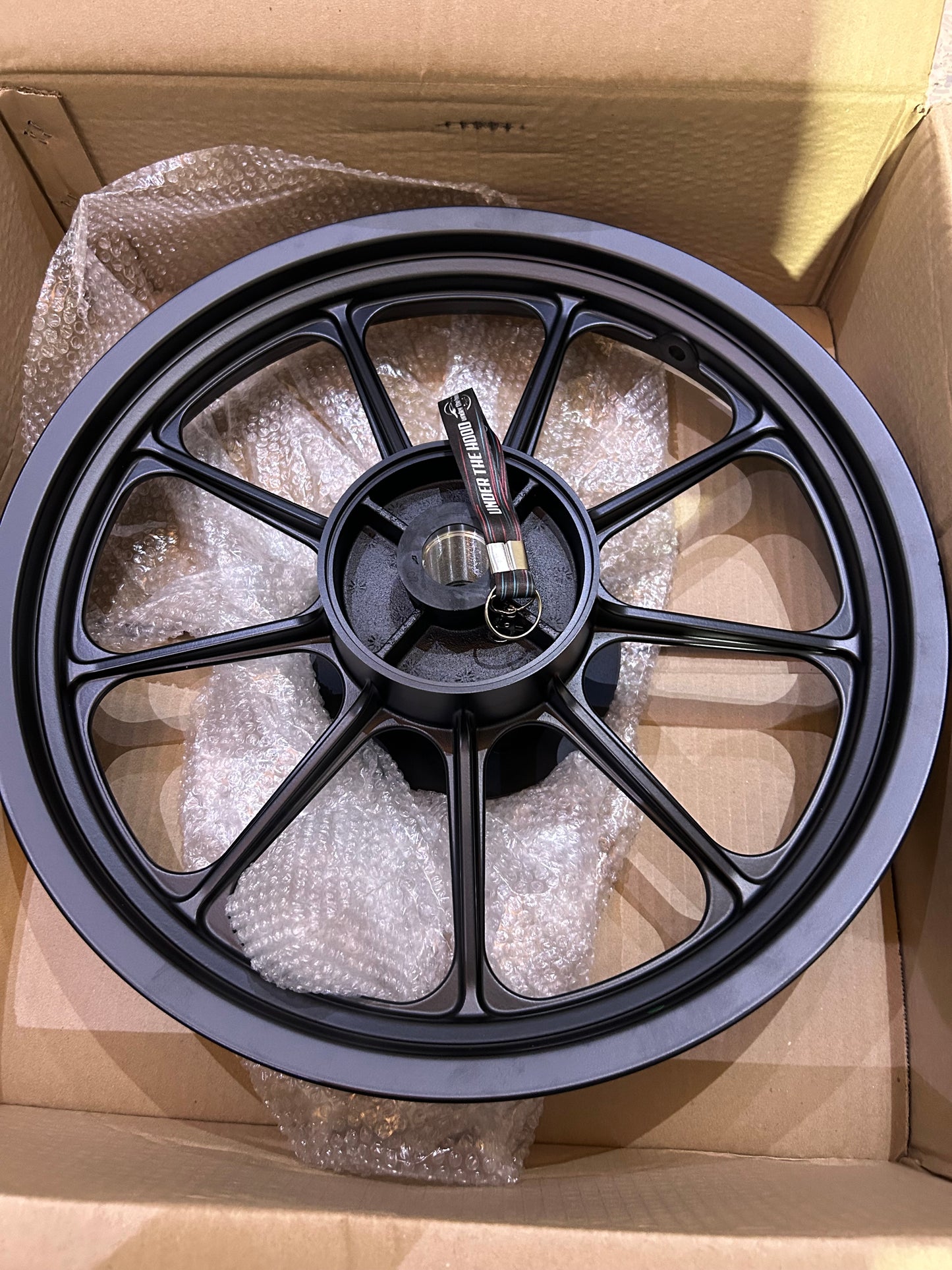 Original Royal Enfield Alloy Wheels (UCE Dual-Disc) — Front 19" 1120035/B + Rear 18" 1120040/B — Fits Classic 350/500 UCE & Thunderbird 350/500 (rear) — Genuine OE