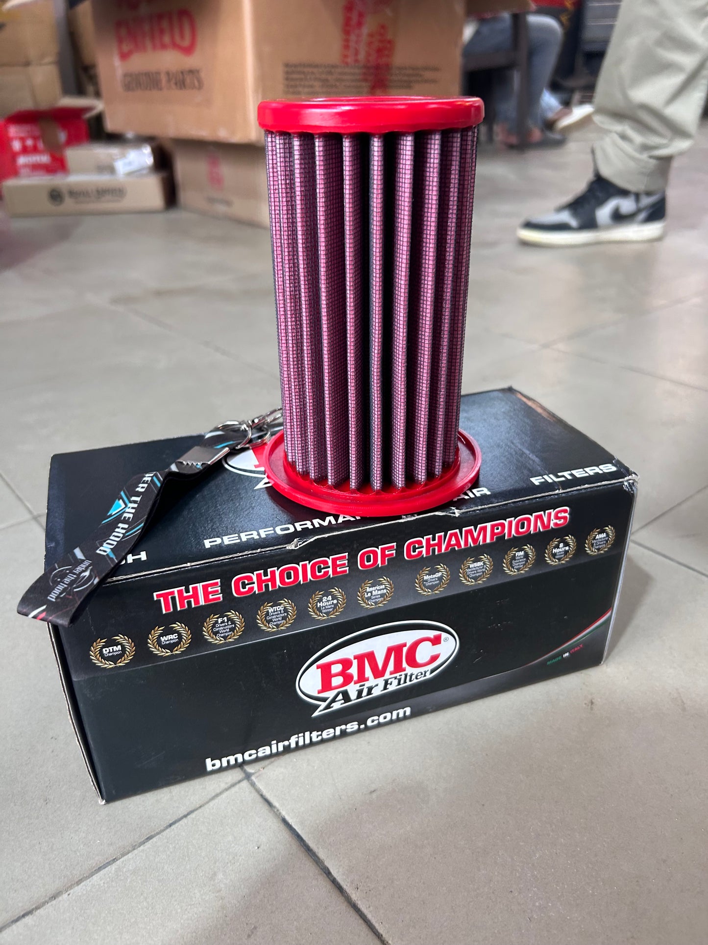 BMC Performance Air Filter FM01182 – Royal Enfield Super Meteor 650 / Shotgun 650 / Classic 650 – Washable High-Flow Cotton Intake