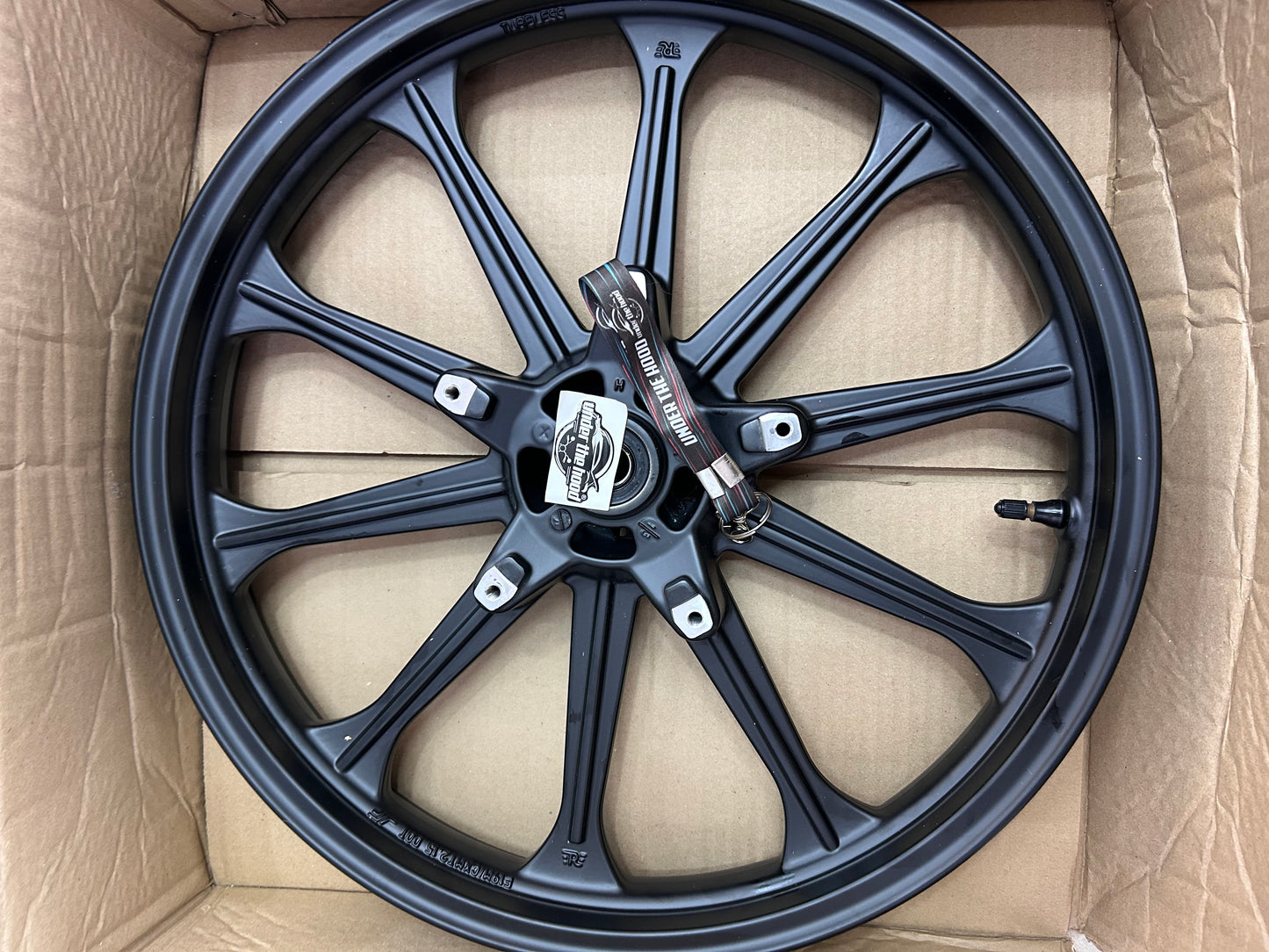 Royal Enfield RAJ00447/A – OEM Front Black Alloy Wheel with Bearings & Valve for Classic 350 Reborn & New Bullet 350 (Upgrade from Spokes)