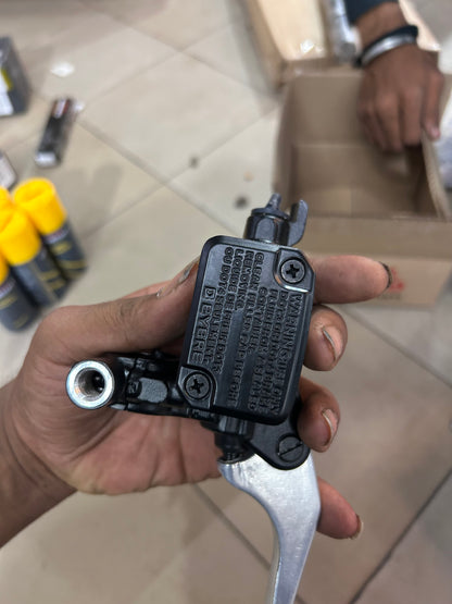 Royal Enfield 585027/A Master Cylinder Assembly – Front Brake Lever & Master Cylinder OEM for Himalayan, Continental GT & Interceptor