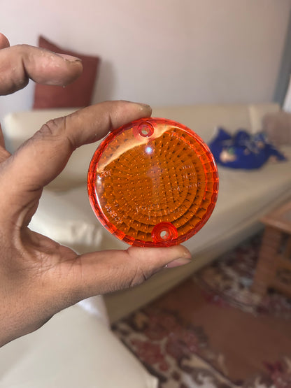 582648/A – Indicator Lens (Amber) for Royal Enfield Bullet 350 UCE, Classic 350 UCE, Classic 500 EFI/UCE, Electra 350 UCE, Standard 350 – Genuine OEM “Trafficator” Lens