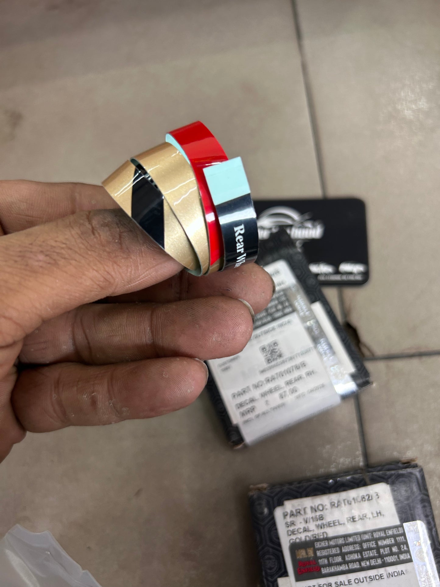 Royal Enfield Rear Wheel Rim Decal Combo Gold/Red for Guerrilla 450 Gold Dip (LH + RH) – RAT01082/B + RAT01078/B