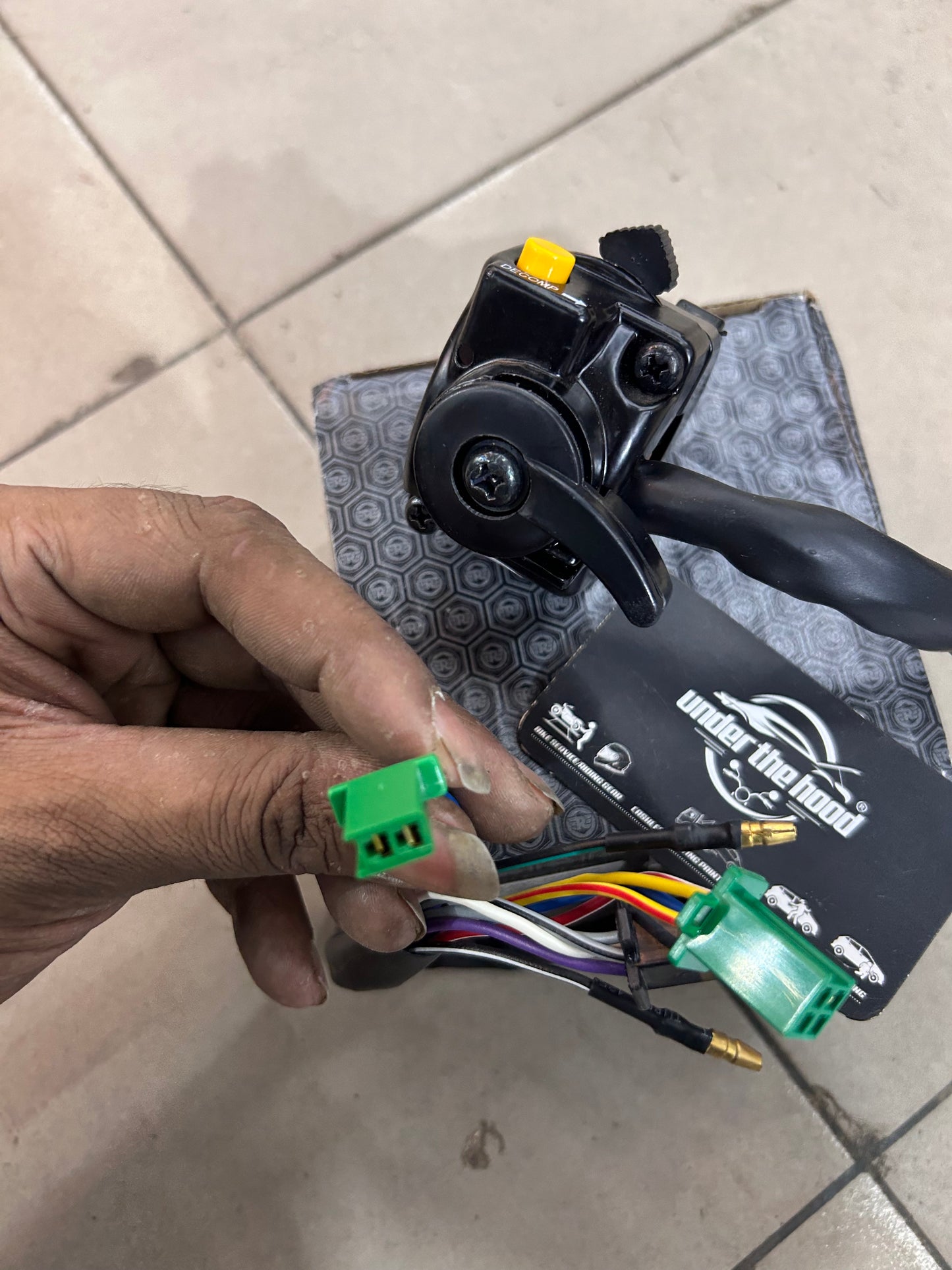 Royal Enfield 144353/B – Left Hand Switch Module (LH Handlebar Switch) for Bullet 350, Bullet 500, Electra 4S KS & Machismo A350 – Genuine OEM Old Model