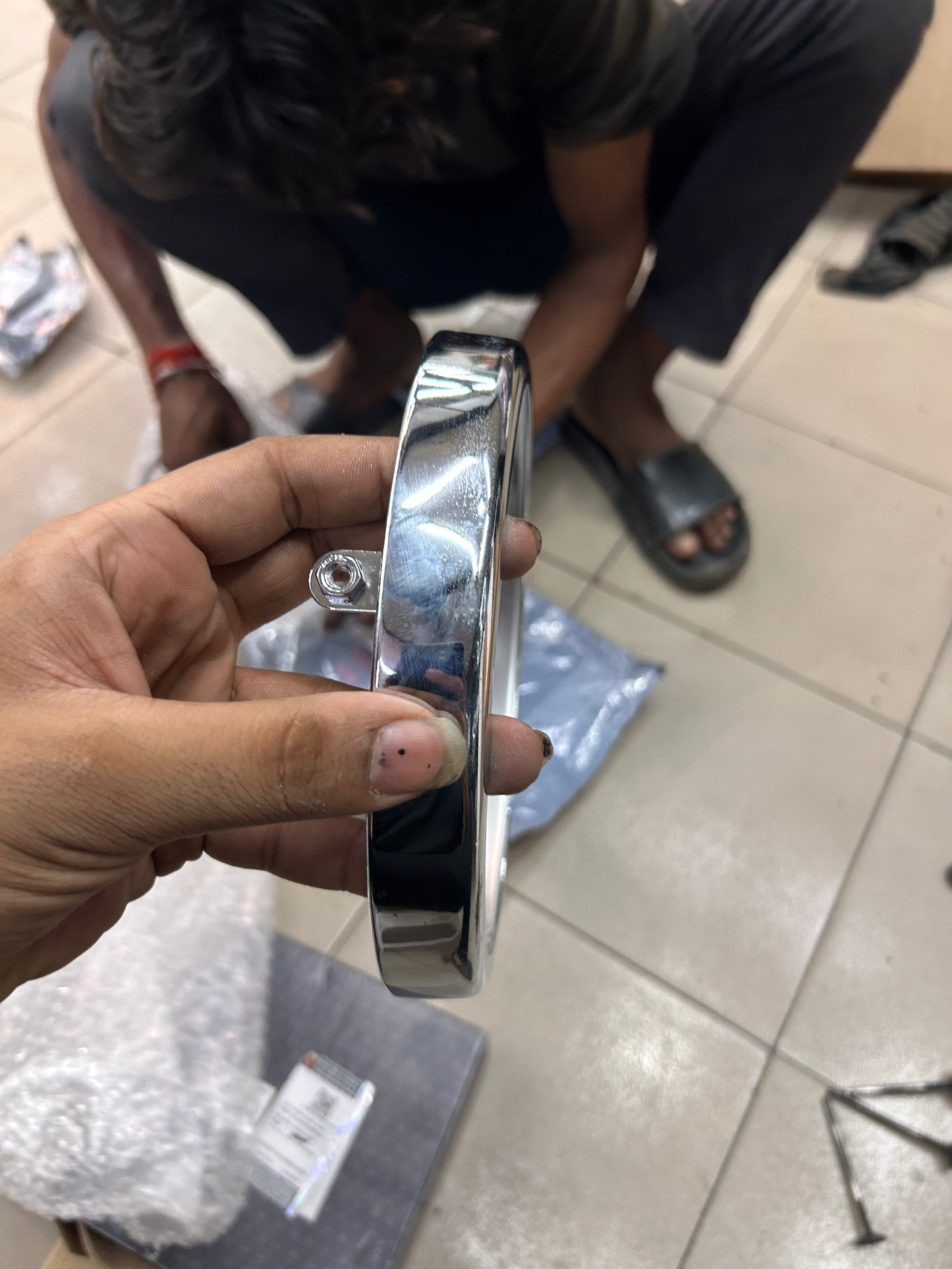 Royal Enfield RAN00065/B – Headlamp Rim Assembly (Chrome/Silver, OEM for Interceptor 650 & Continental GT 650)