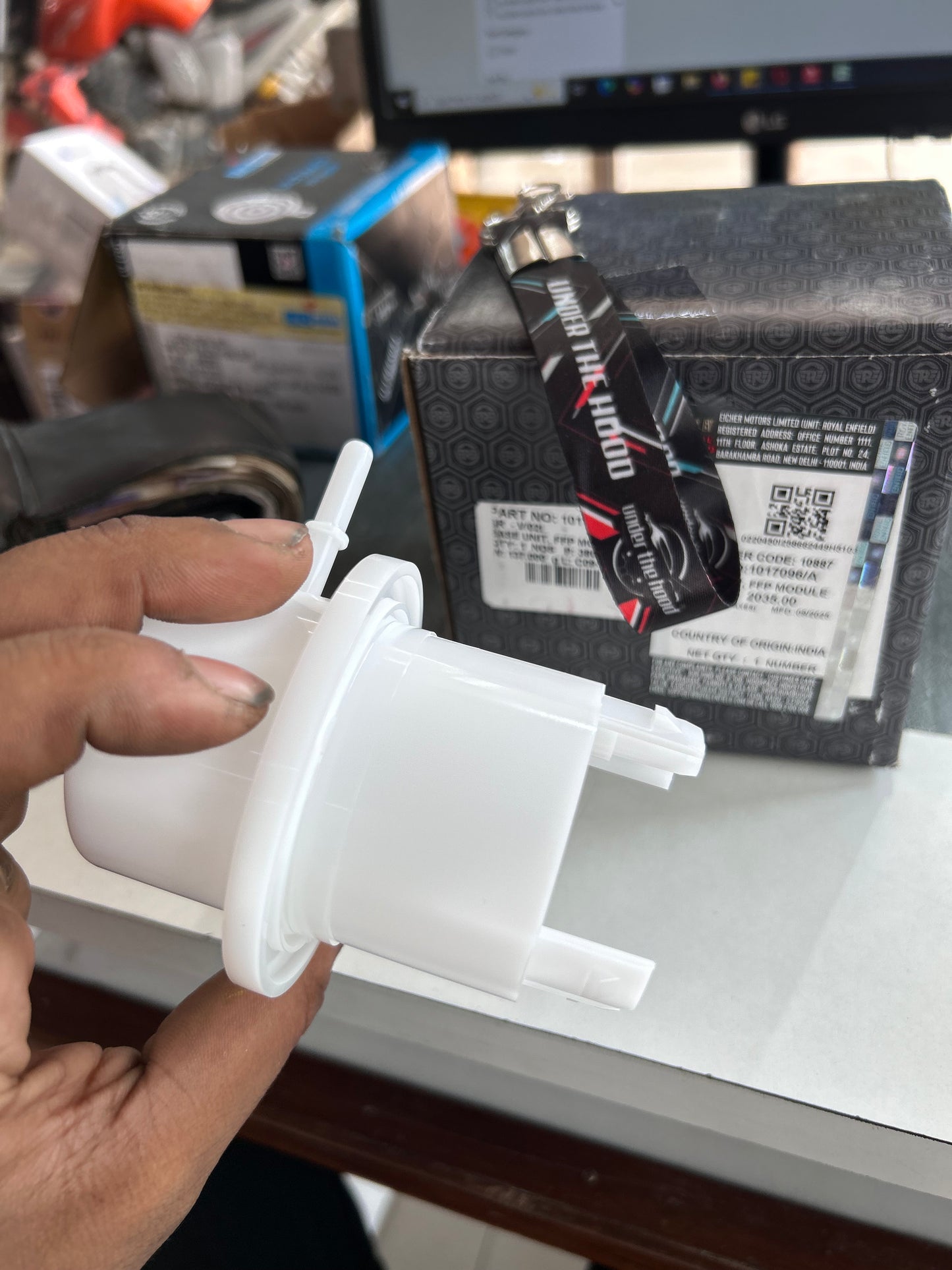 Royal Enfield 1017096/A – Base Unit (FFP Module Outlet Section) for Classic 500, Bullet 500 & Himalayan 411 EFI