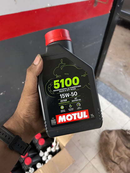Motul 5100 4T 15W-50 Engine Oil (1L) – Technosynthese Semi Synthetic | JASO MA2, API SP – For Bikes Requiring SAE 15W50