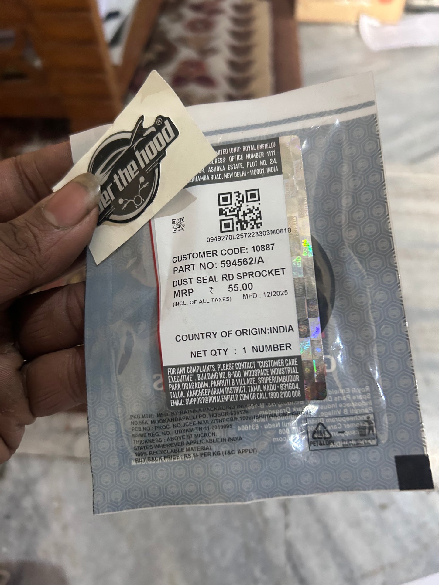 Royal Enfield 594562 / 594562A Dust Seal – Rear Sprocket Carrier – Classic 350 Reborn, Goan Classic 350 & Meteor 350 (J-Series) – Genuine OEM