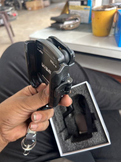 LIU HJG Aluminum Alloy Motorcycle Mobile Holder – With & Without Fast Charging (7578 / 7579)