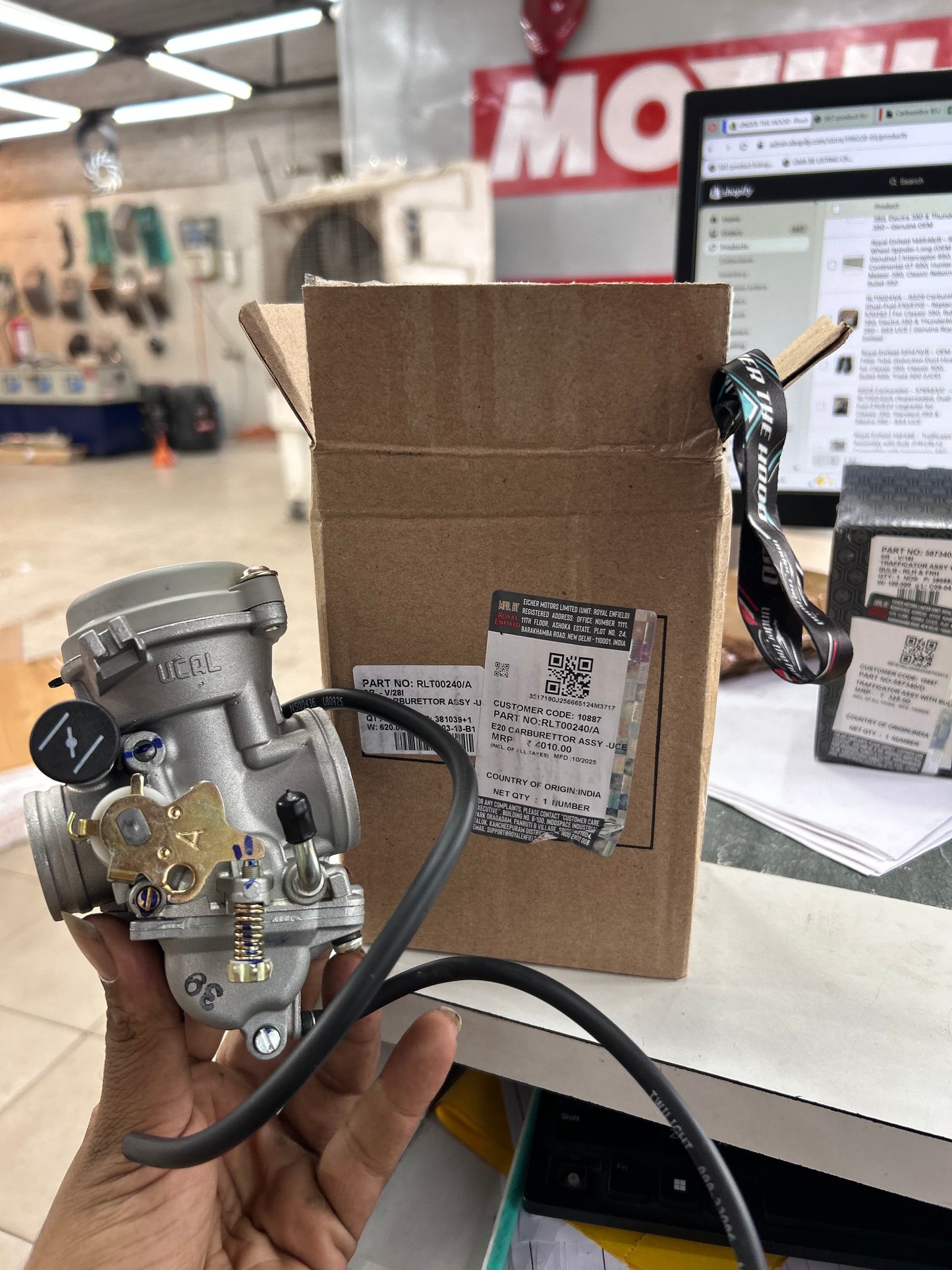 RLT00240/A – BS29 Carburettor (Dual-Fuel E10/E20) – Successor to 576583/C | For Classic 350, Standard 350 & Electra 350 – BS4 UCE | Genuine Royal Enfield