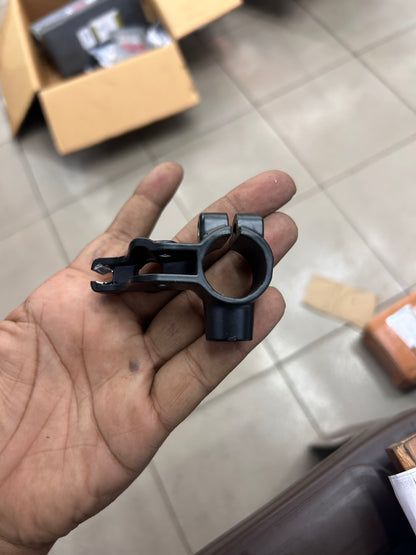 Royal Enfield Front Brake Lever Bracket (143348) – OEM for Drum Brake Models (Bullet, Classic, Electra, Machismo, Deluxe & Campus)