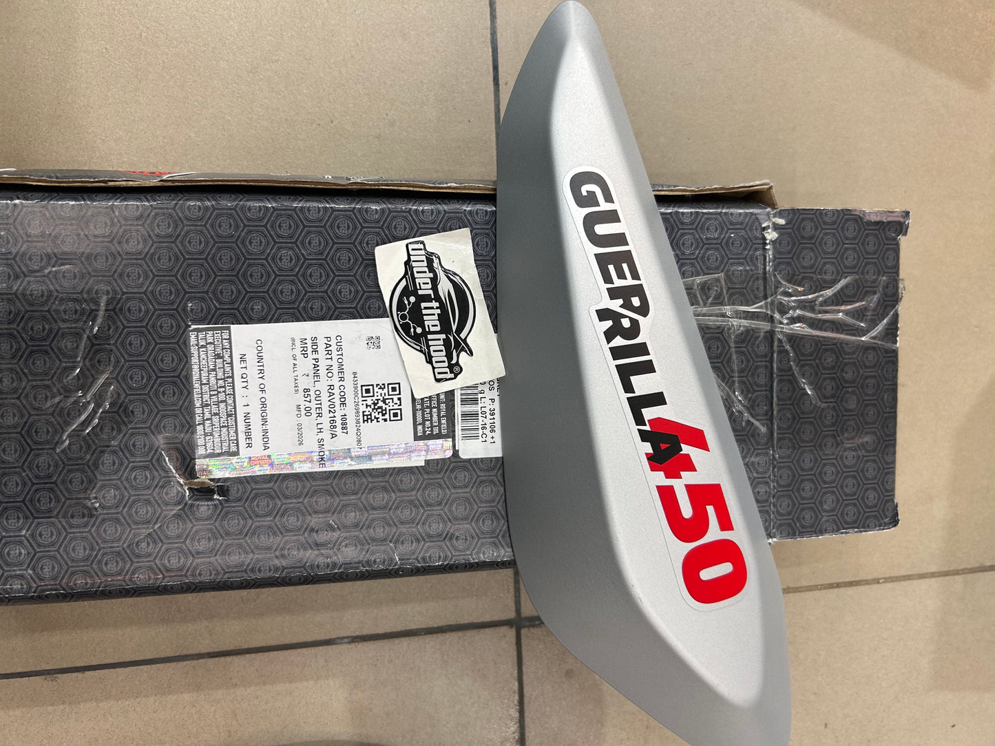 Royal Enfield RAV02168/A – Side Panel, Outer, LH, Smoke Grey (Smoke Grey) for Guerrilla 450 (BS6) – Genuine OEM