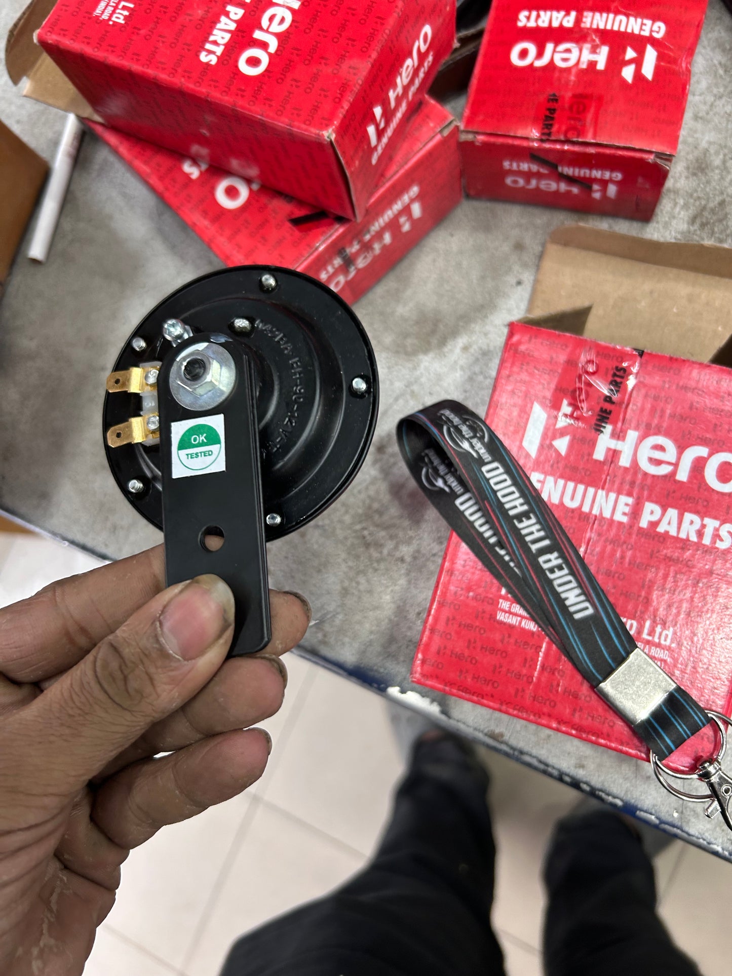 Hero Genuine Horn Complete High 38110KCC900S for Passion Plus / Ambition 135 / Xtreme (CBZ)