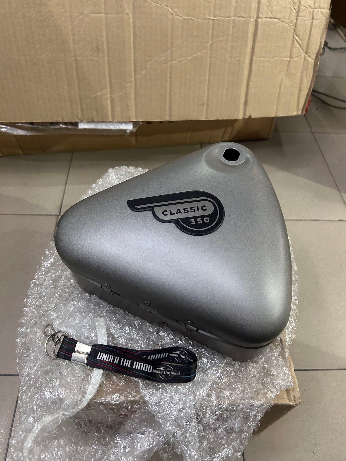Royal Enfield Classic 350 UCE Gun Grey BS4 RH Air Filter Box Assembly with Sticker 810058