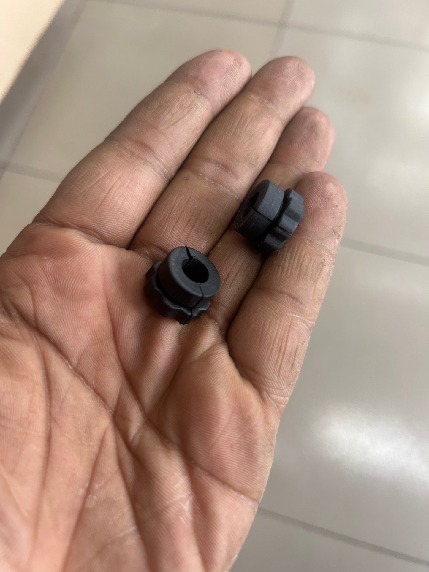 ROYAL ENFIELD 148382/B - RUBBER, HANDLE BAR END PACK OF 4 PCS
