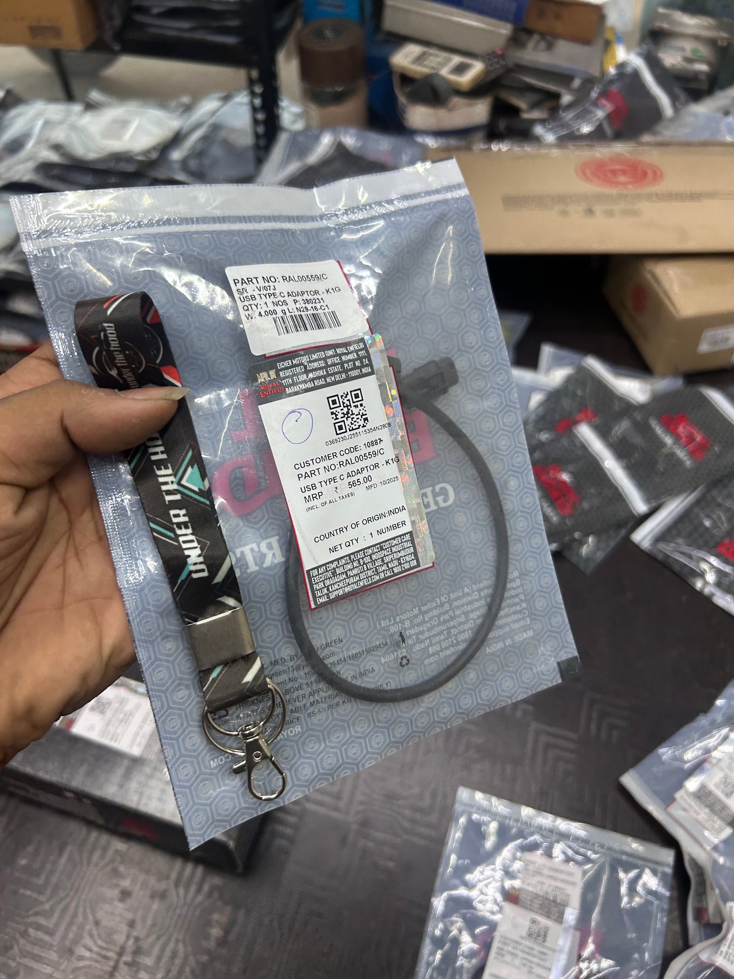 Royal Enfield USB Type-C Adapter – K1G (Handlebar Power Port) — Himalayan 450 & Guerrilla 450 (Sherpa-450, BS6.2/E5) — RAL00559/A | Genuine OE