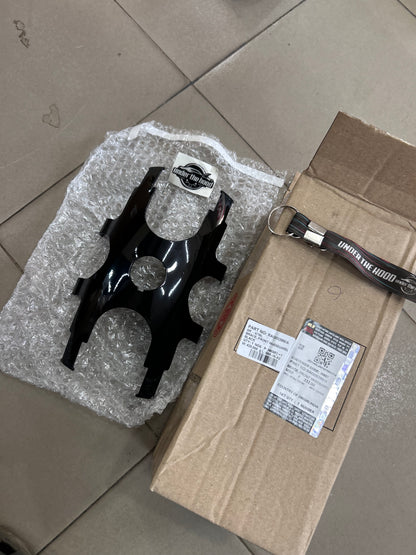 Royal Enfield RAG00399/A – Front Mudguard Brace (Black) | Genuine OEM | For Hunter 350 (2022–On)