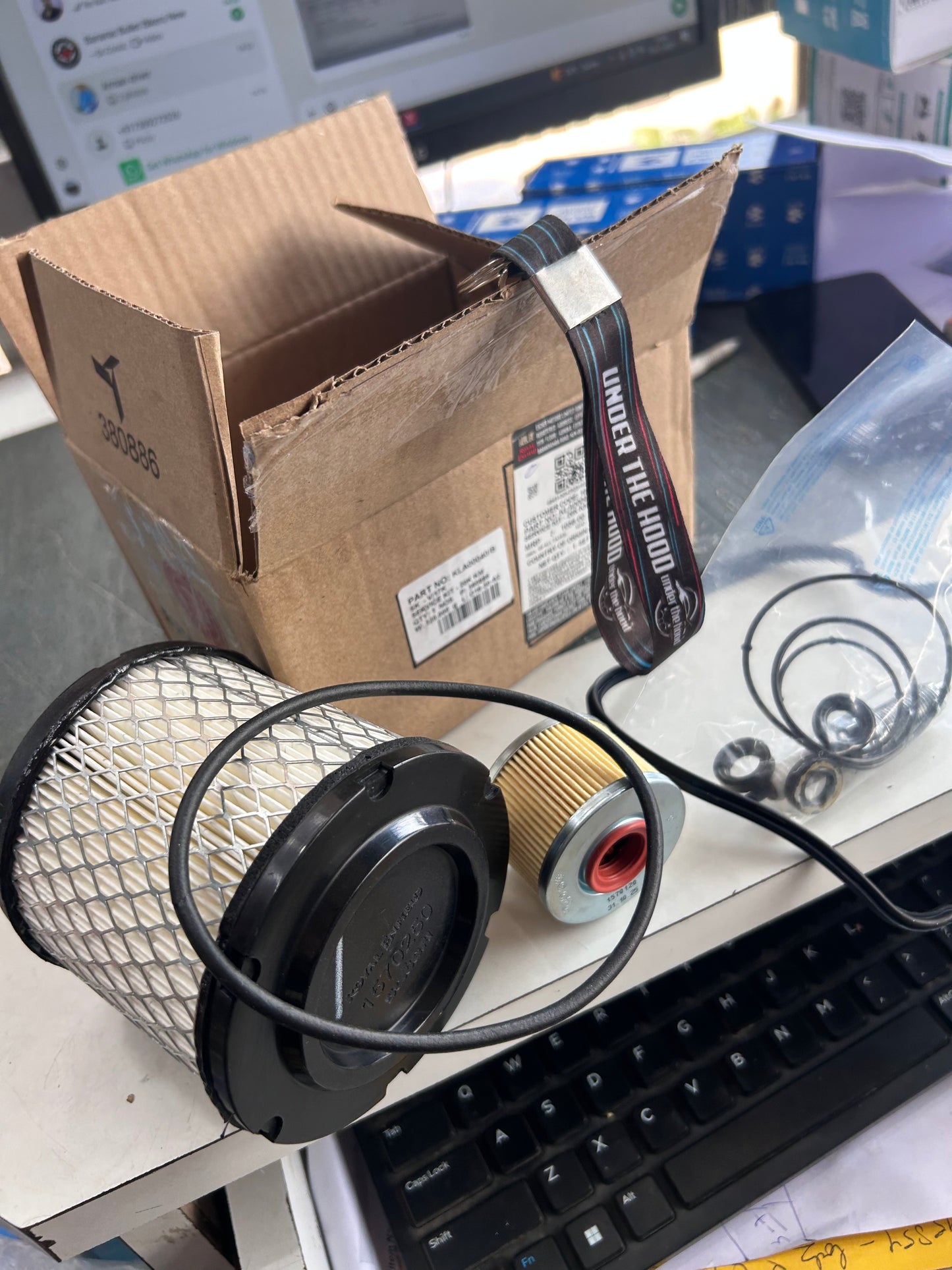 Royal Enfield J-Series 350 – 20,000 KM Genuine Service Kit KLA00040 (Meteor, Classic Reborn, Hunter, Bullet 350)