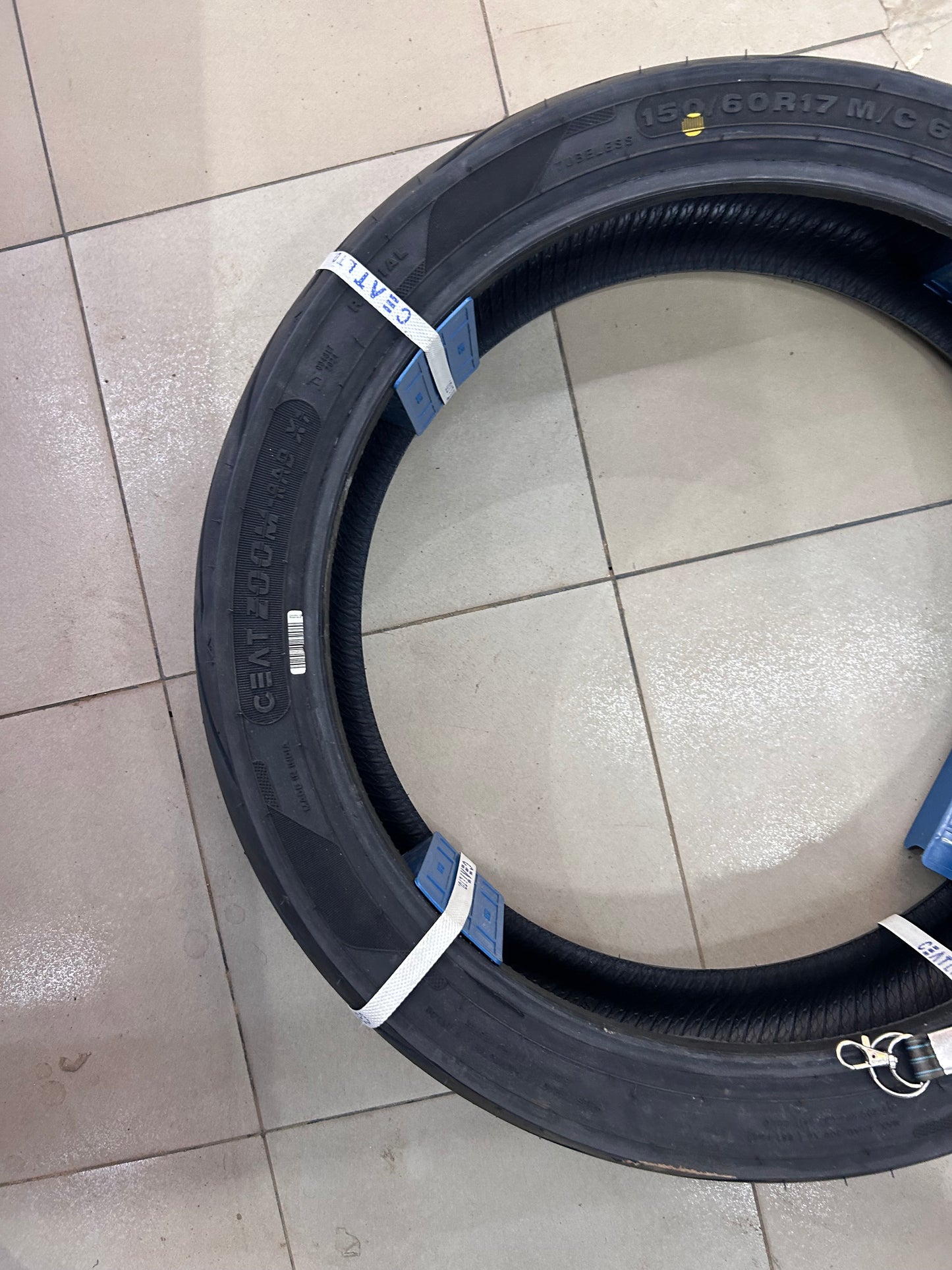 CEAT Zoom Rad X1 150/60 R17 66H Tubeless Rear Bike Tyre – Sport Touring Radial for 150/60R17 Motorcycles