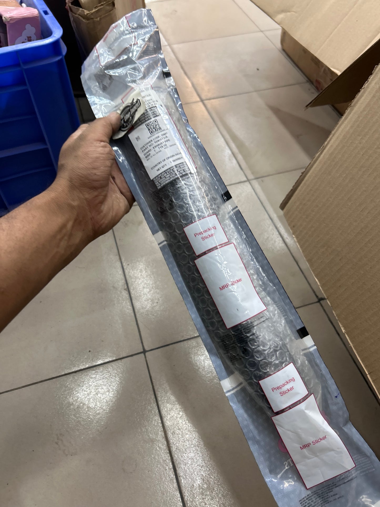 Royal Enfield 1040673/A – Exhaust Pipe Guard (Black) for Classic 350 & Classic 500 UCE – OEM Replacement & Upgrade