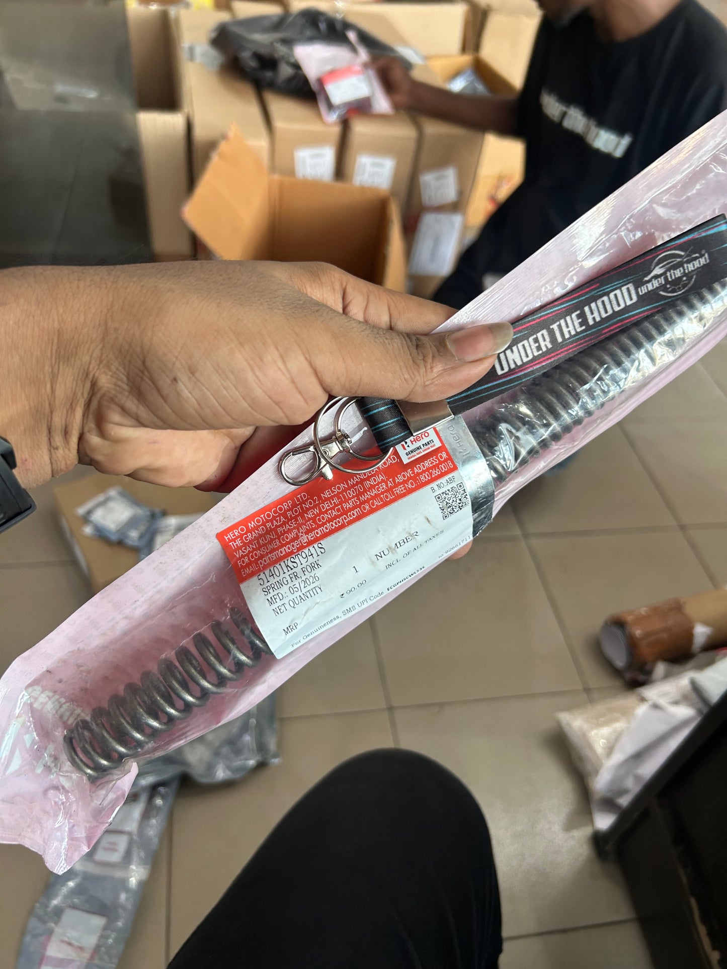 Hero Genuine Front Cushion Spring for Splendor Plus & Passion Plus | Spring Fr. Cushion / Front Fork Spring / Front Suspension Spring | 51401KCC900S(51401KST941S)