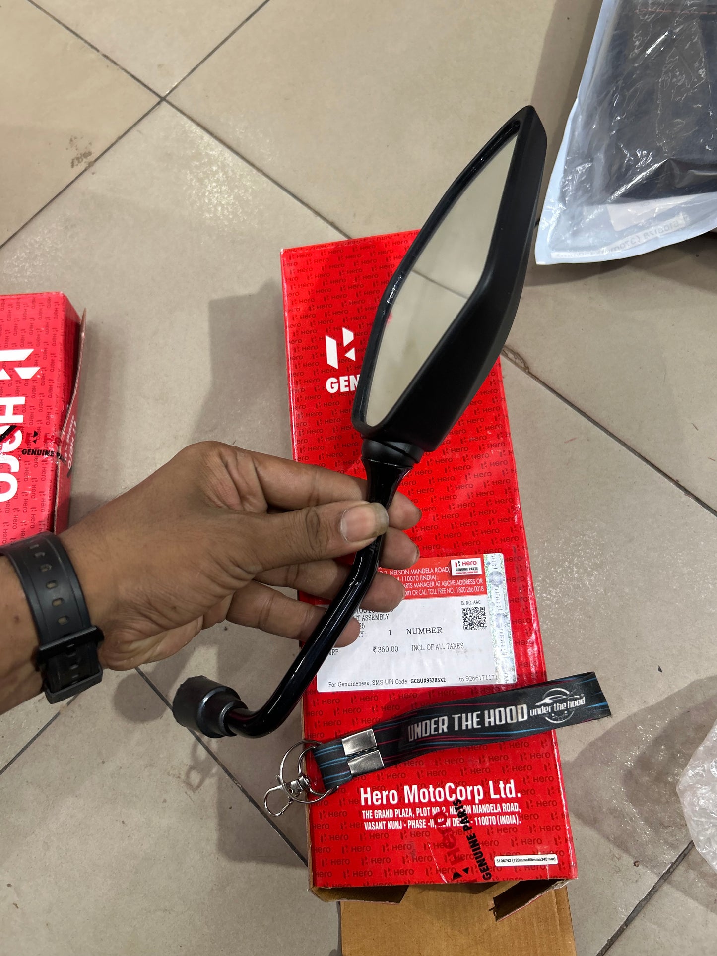 Hero Xtreme 125 XTEC2 Left Rear View Mirror Assembly | ADJSB4M001000GS