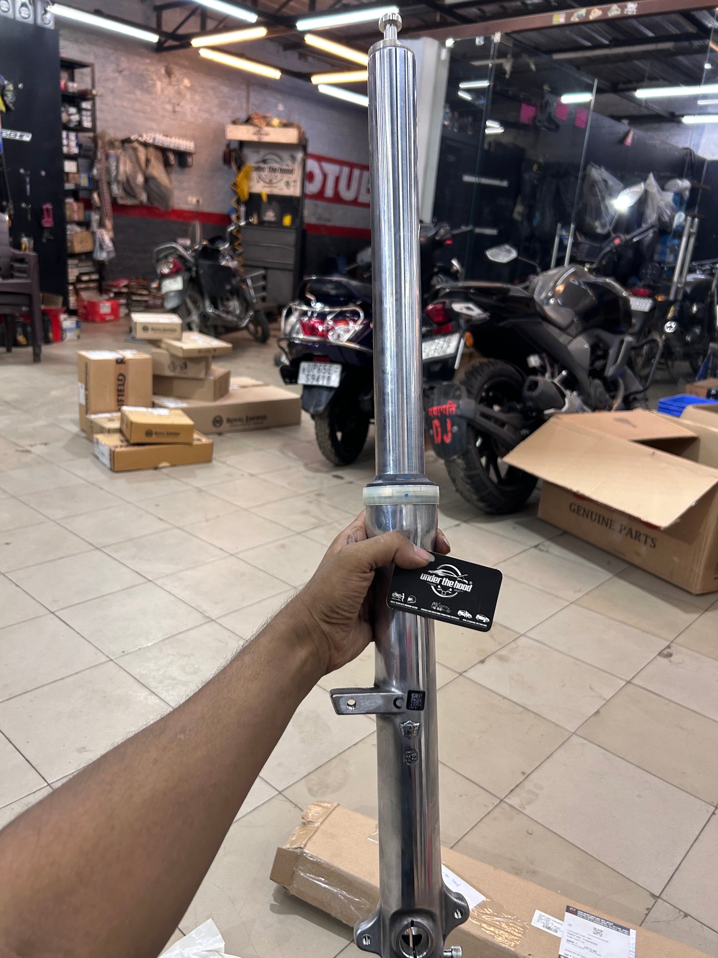 Royal Enfield Front Fork Assembly – LH (Left) – Classic 350 Reborn J-Series (BS6/Euro 5) – Part No. 1100183/D (family: 1100183/A, /B, /D)