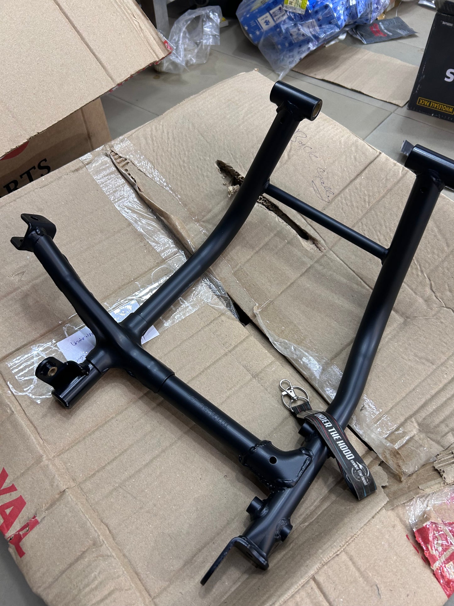 Royal Enfield RAE00205/B – OEM Cradle Assembly (Matte Black) for Classic 350 Reborn & New Bullet 350 (J-Series)