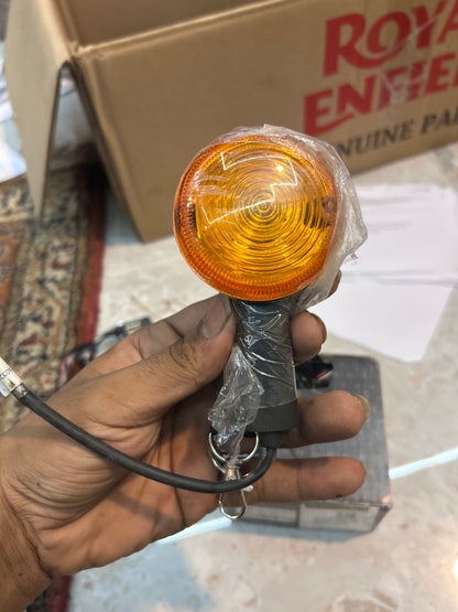 Royal Enfield RAN00045/A – Trafficator Assembly with Bulb (FLH & RRH) for Hunter 350