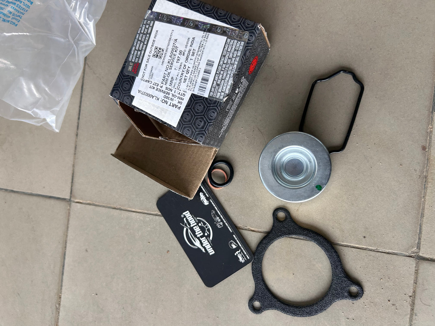 Royal Enfield Oil Service Kit KLA00037/A for Himalayan 411 & Scram 411