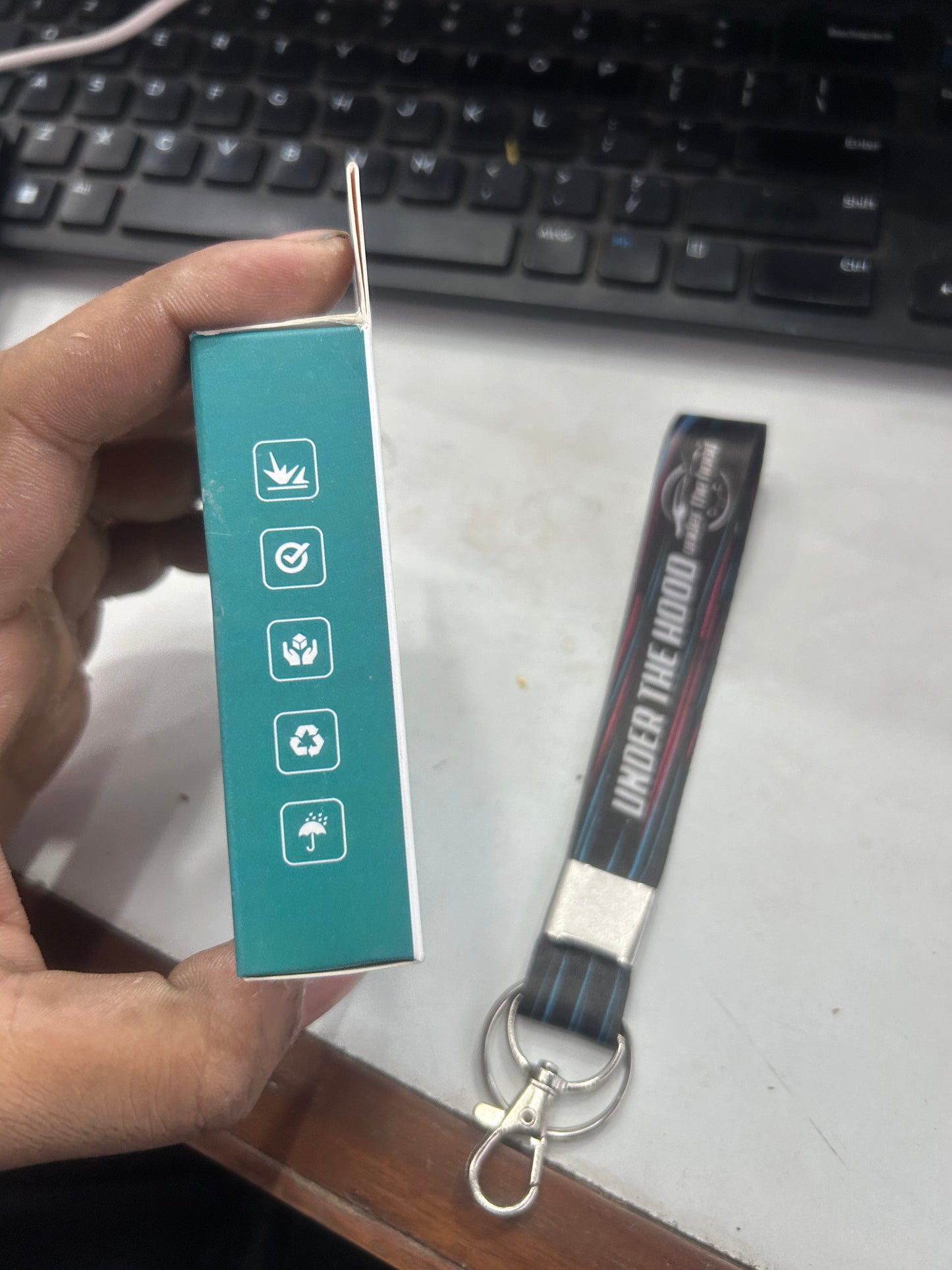 Simtac 360° LED T10 / TD Pilot & Parking Bulbs (Pack of 2, Multi-Colour) – 12V Parking / Tiger Eye / Number Plate Upgrade