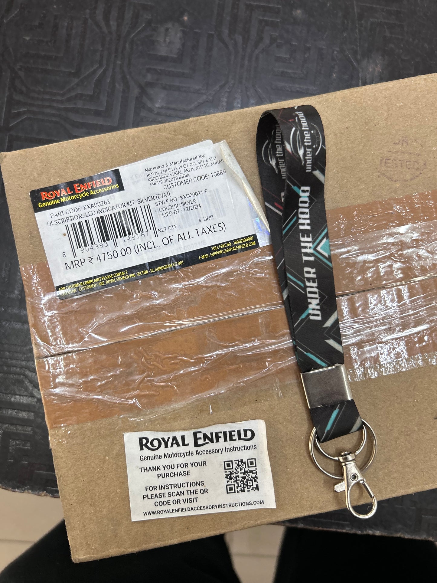 Royal Enfield Silver LED Indicators KXA00263 — OEM LED Signal Kit for Super Meteor 650 & Shotgun 650