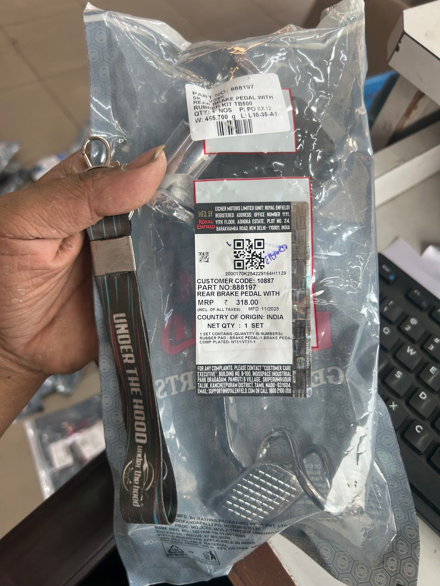 Royal Enfield Rear Brake Pedal with Rubber – Kit — Thunderbird 500 / Thunderbird 350 / Thunderbird 500X / Thunderbird 350X / Rumbler 500 — 888197 | Genuine OE