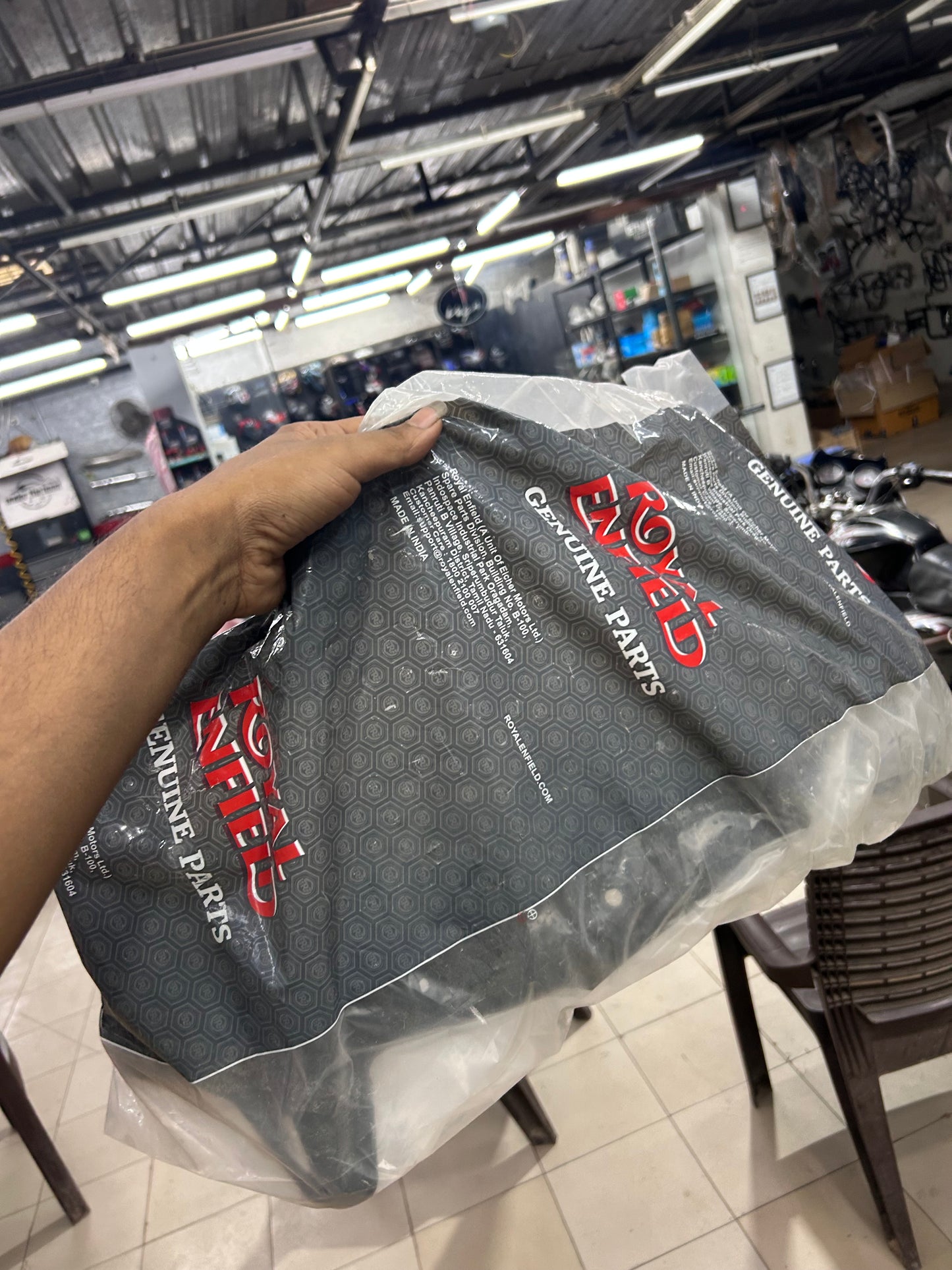 Royal Enfield RAQ00265/C – Rear Mud Flap for Hunter 350 – Genuine OEM