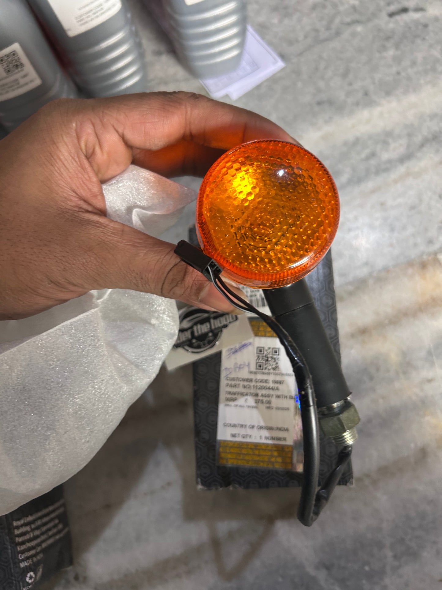 Royal Enfield 1120044/A Trafficator (Indicator) Assy with Bulb – FLH/RRH | Thunderbird X 350 ABS BS4