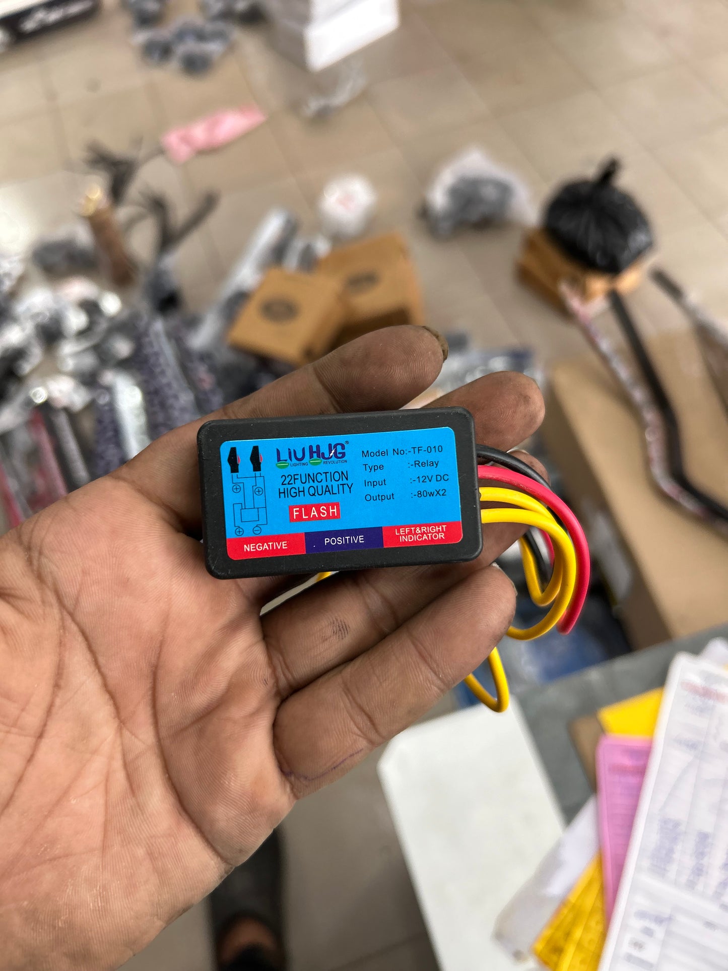 HJG 4-Wire Universal Hazard Flasher Relay (22 Flash Patterns) with Minda On-Off Switch – For Motorcycles & Scooters