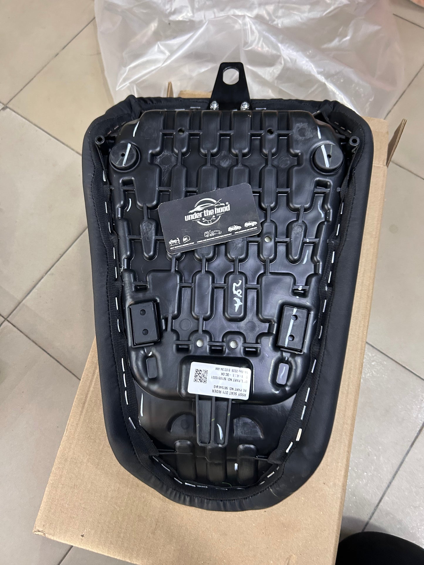 Royal Enfield Rider Seat Assembly 587346/G for Himalayan 410 / Himalayan 411