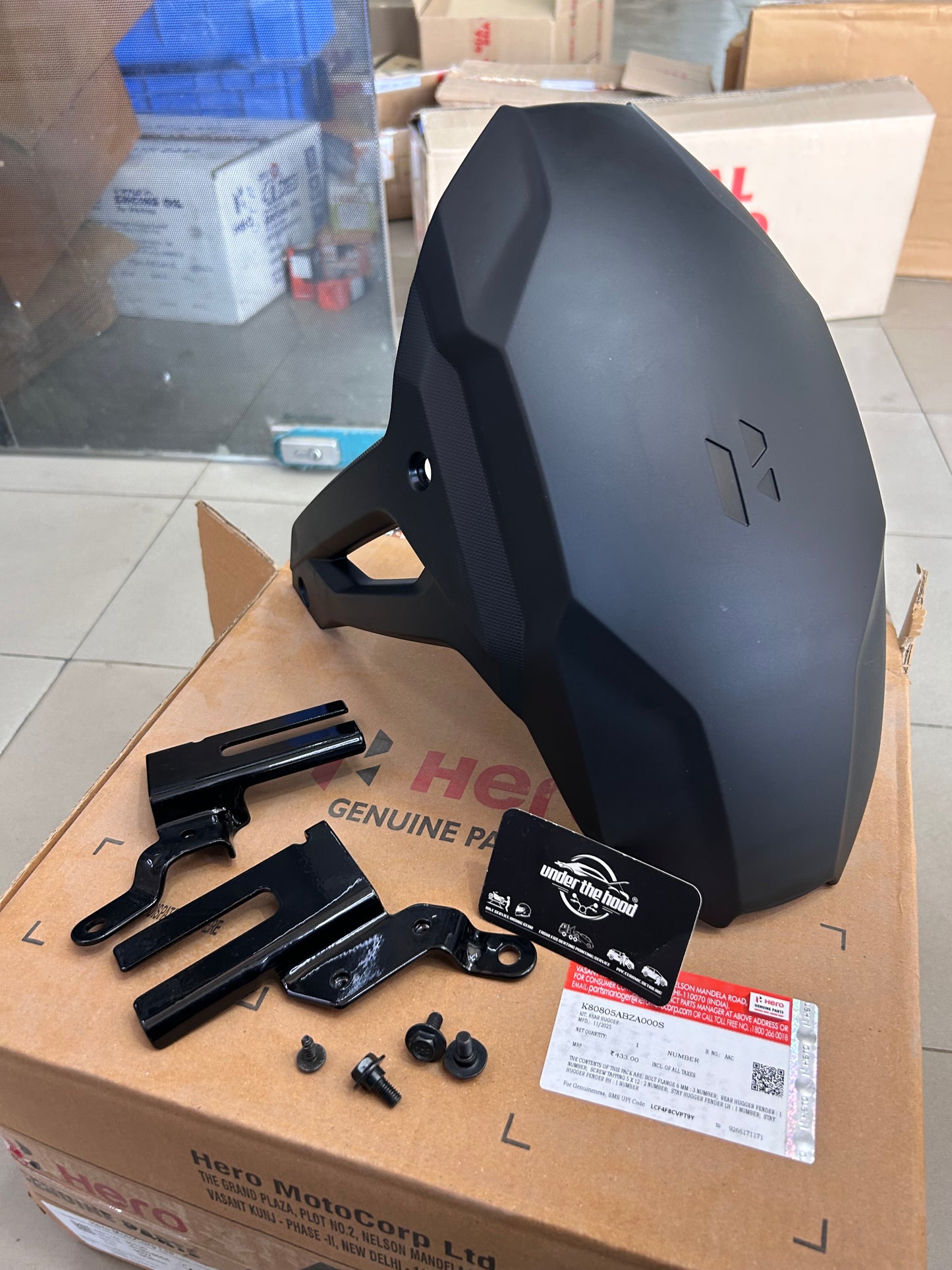 Hero Genuine Rear Hugger Kit for Xtreme 160R, Xtreme 160 4V & Xtreme 160 4V Premium | Rear Hugger Fender / Mudguard Extender / Tyre Hugger | K80805ABZA000S