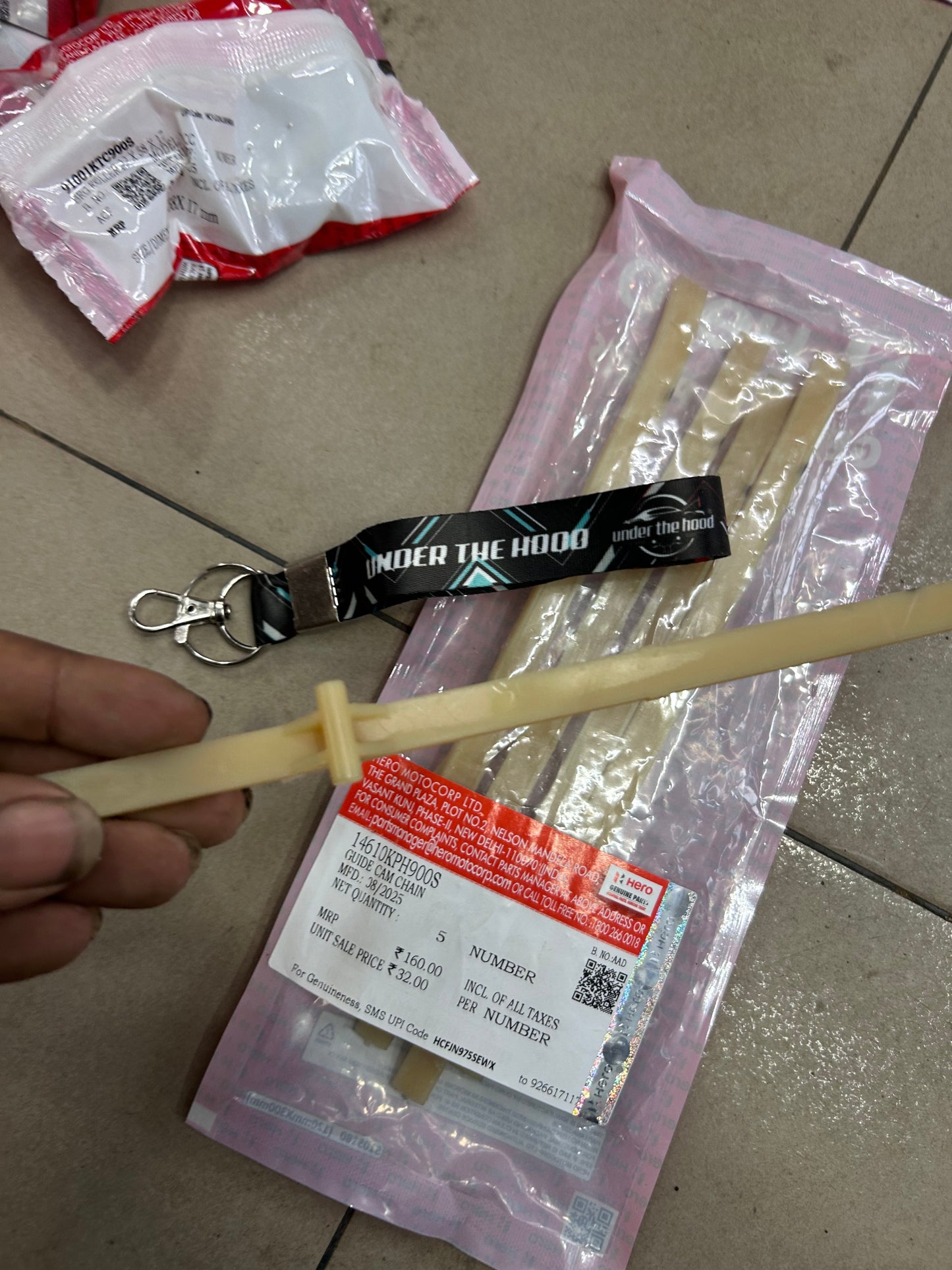 Hero Cam Chain Guide – Part 14610KPH900S (for Glamour, Super Splendor)