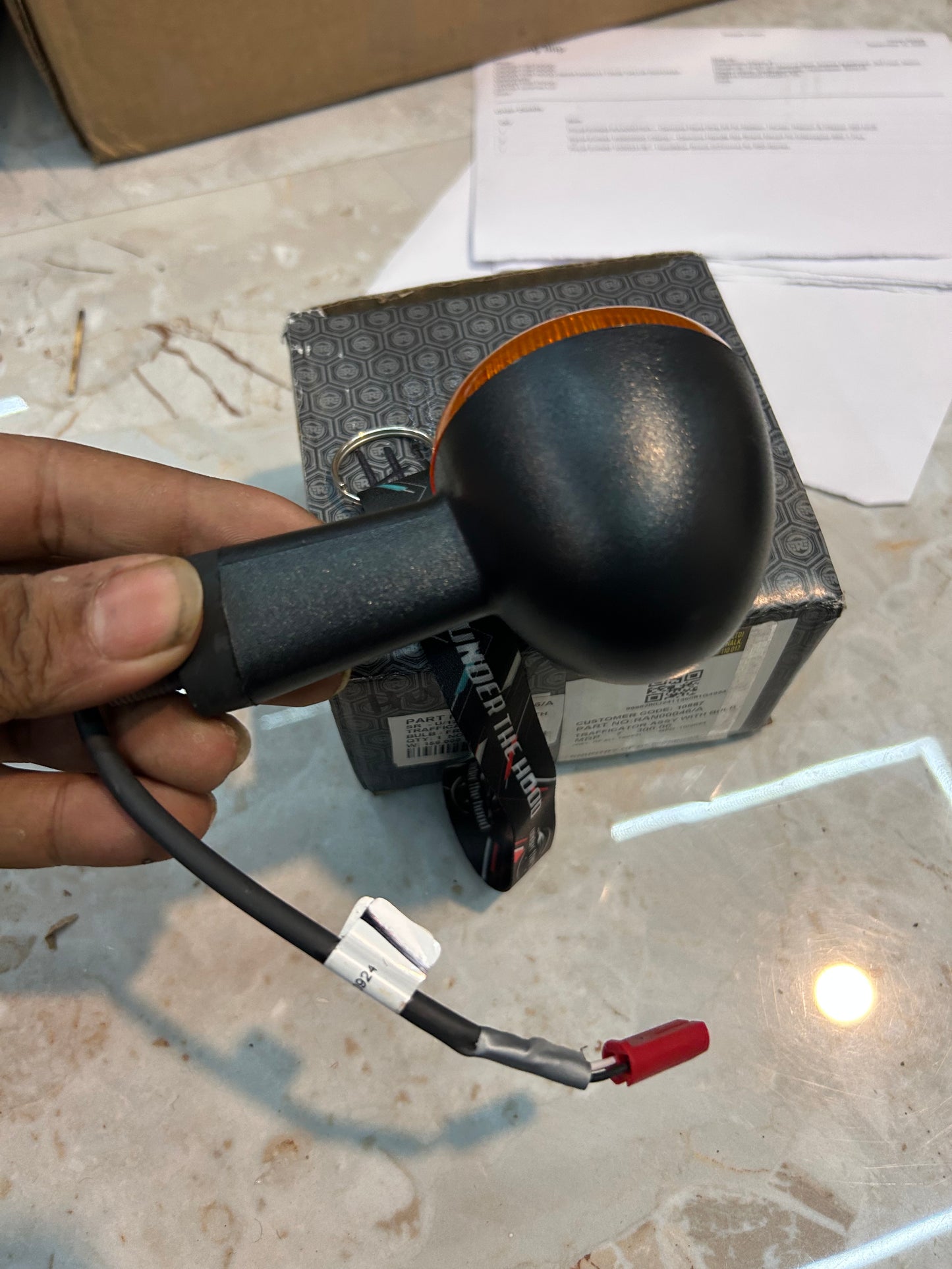 Royal Enfield RAN00046/A – Trafficator Assembly with Bulb (FRH or RLH) for Hunter 350